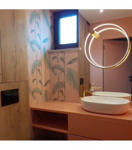 Echo koło kinkiet 120 Ramko 67946 Okrągły profil aluminiowy ze zintegrowanym mlecznym dyfuzorem do wewnątrz.