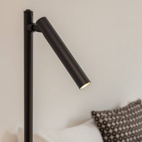 PET micro LED upright Aqform Minimalistyczna lampa stojąca czarna